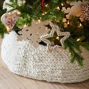 Pottery Barn Chunky Knit Christmas Tree Skirt Collar Ivory 100% Wool & Wire NWT